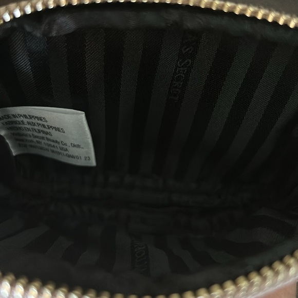 🍾 Champagne Rose Gold Cardholder On Keychain Victoria Secret NWT - Picture 7 of 10